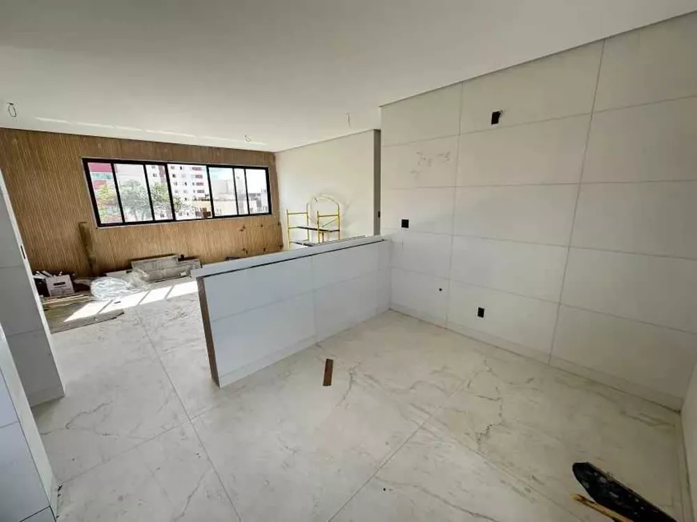 Apartamento à venda com 4 quartos, 147m² - Foto 8