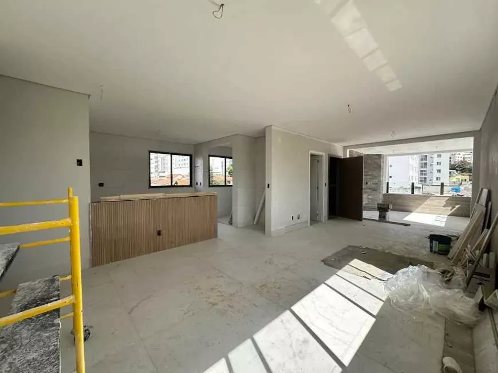 Apartamento à venda com 4 quartos, 147m² - Foto 3