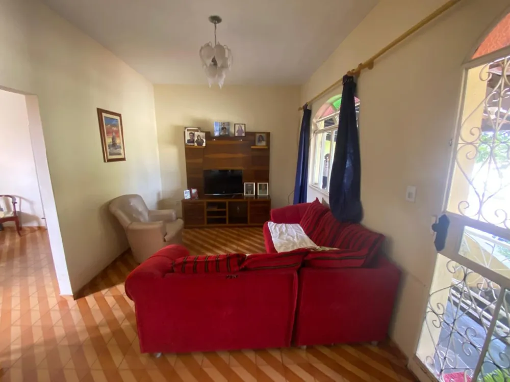 Casa, 3 quartos, 380 m² - Foto 1