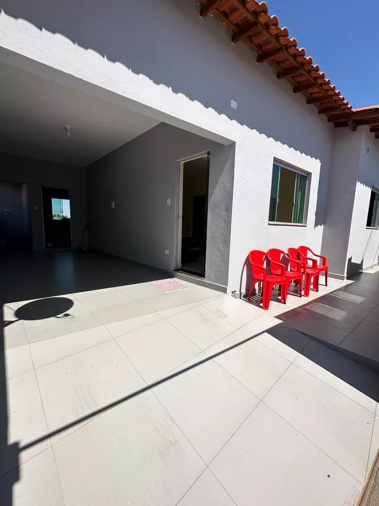 Casa à venda com 2 quartos, 290m² - Foto 2