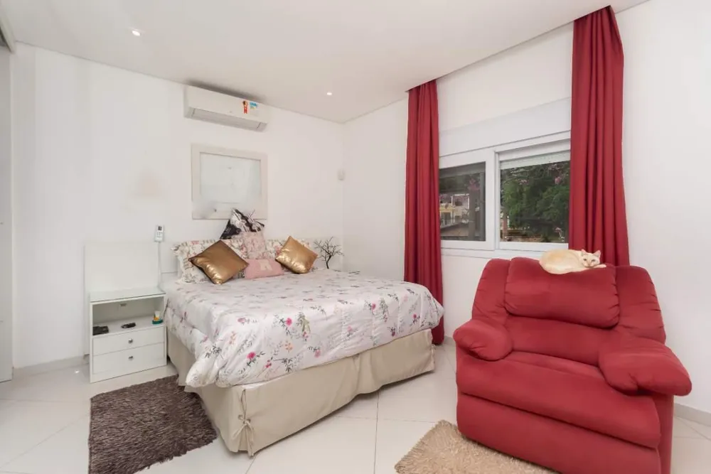 Casa, 4 quartos, 210 m² - Foto 8