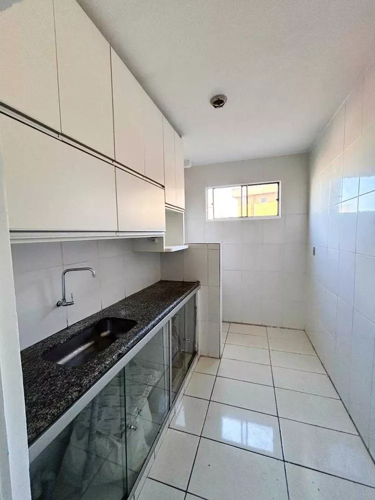 Apartamento à venda com 2 quartos, 42m² - Foto 6