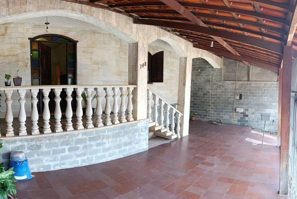 Casa, 4 quartos, 215 m² - Foto 1