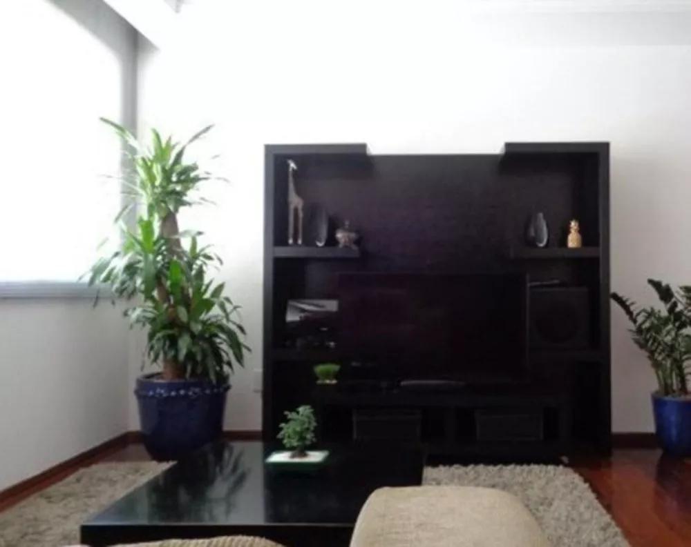 Apartamento à venda com 4 quartos, 140m² - Foto 3