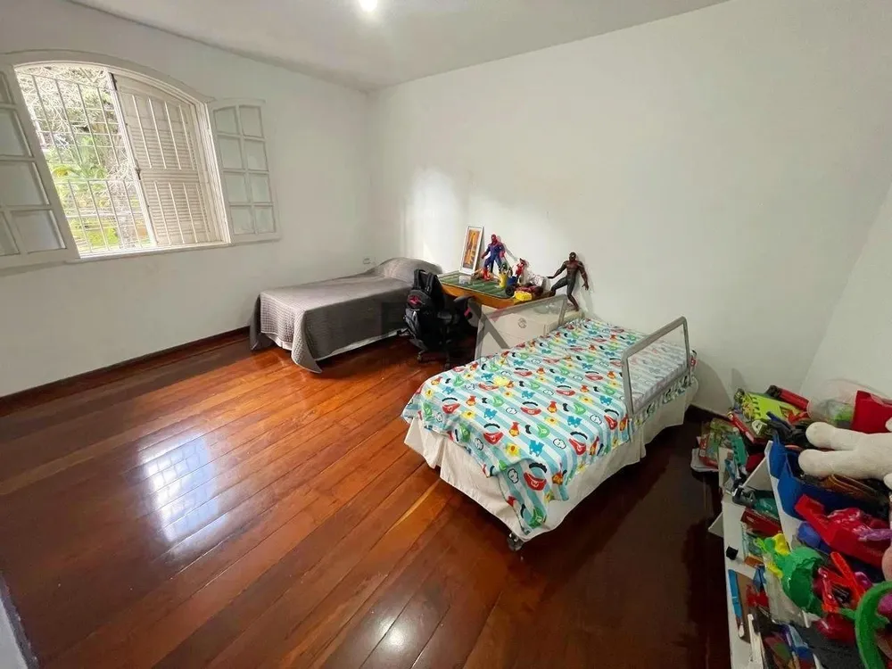 Casa, 4 quartos, 327 m² - Foto 3