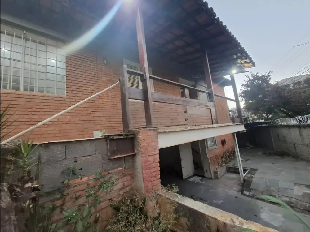 Casa, 6 quartos, 270 m² - Foto 8