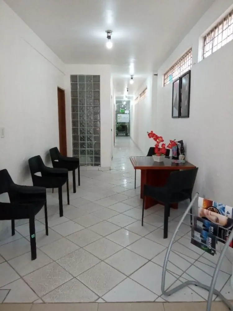 Casa, 3 quartos, 308 m² - Foto 2