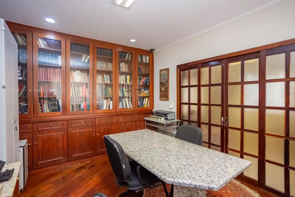 Casa à venda com 4 quartos, 420m² - Foto 7