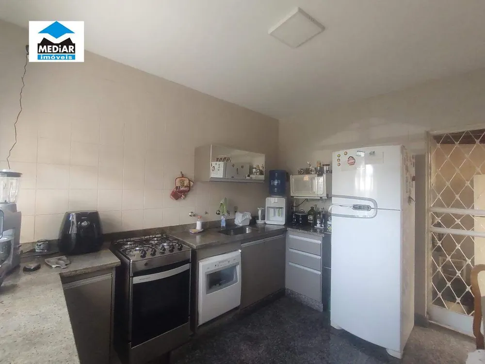 Casa, 3 quartos, 191 m² - Foto 1