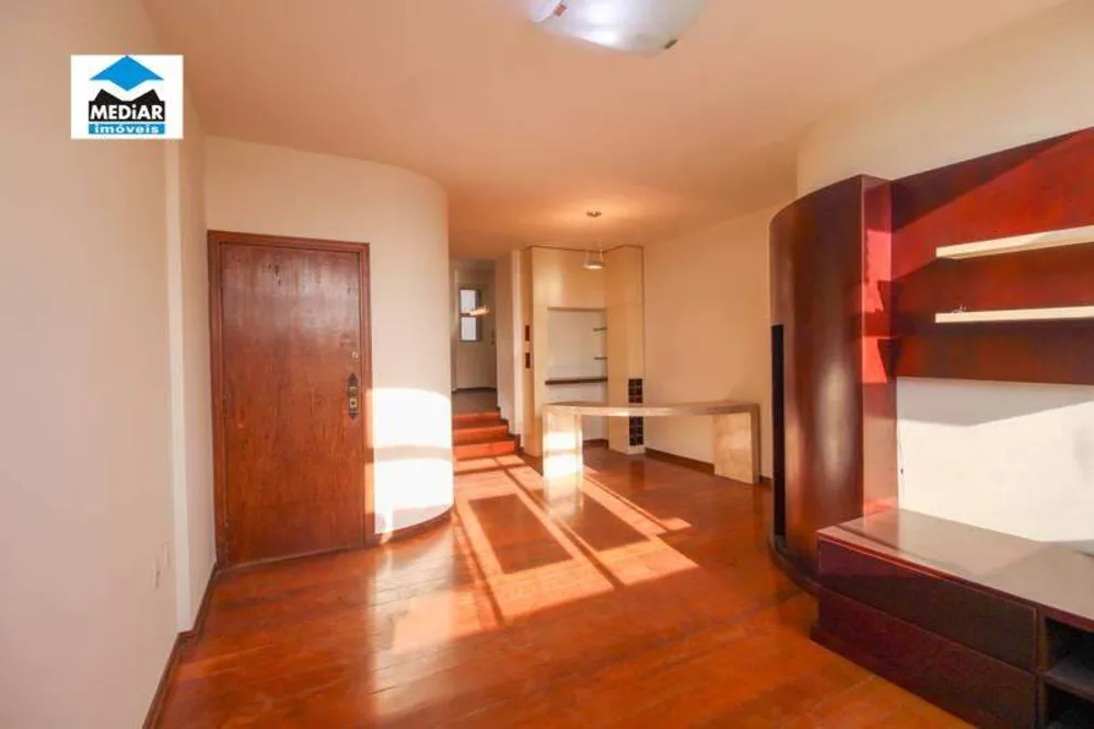 Apartamento, 4 quartos, 190 m² - Foto 1