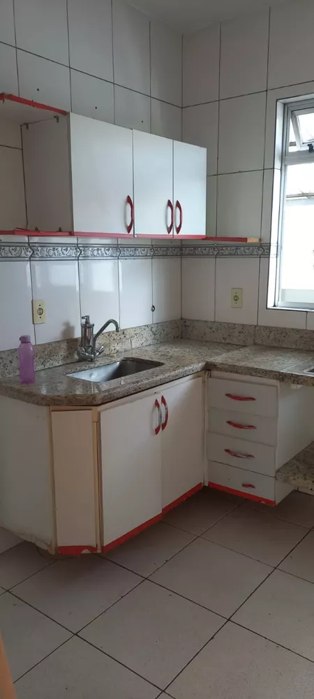 Apartamento à venda com 3 quartos, 60m² - Foto 3