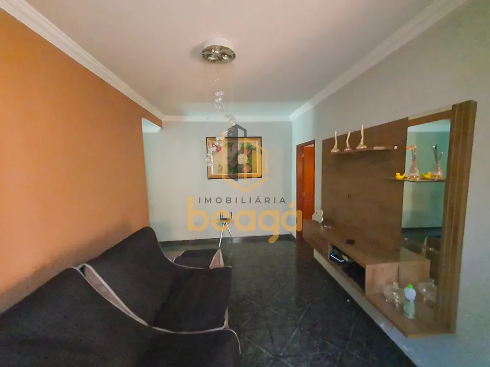 Casa, 4 quartos, 170 m² - Foto 1