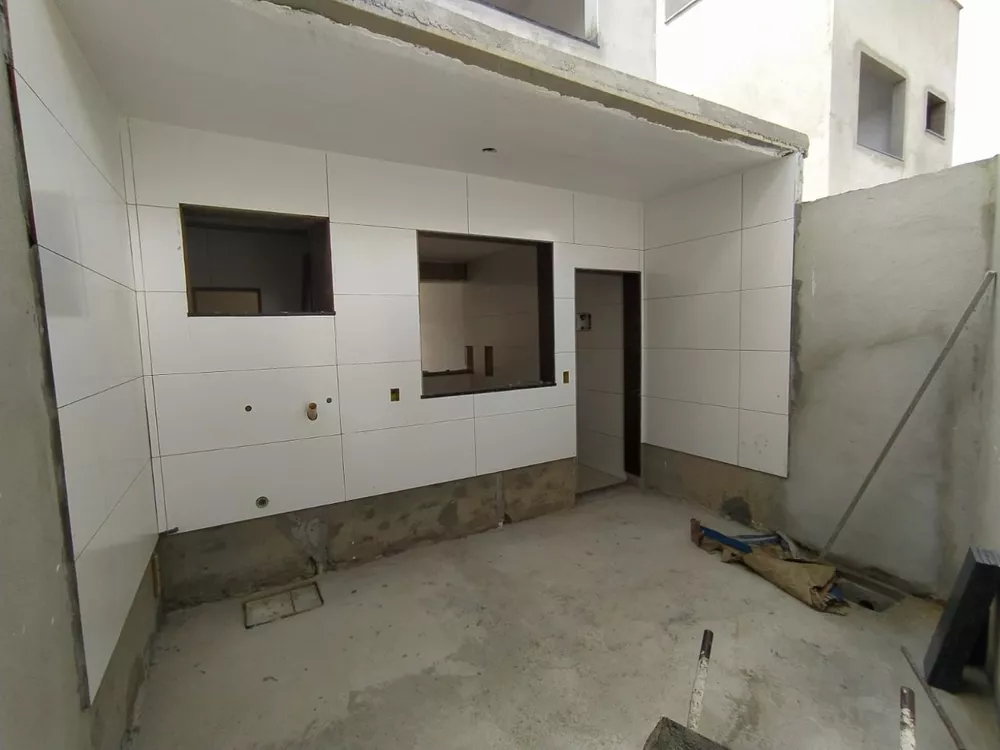 Casa à venda com 2 quartos, 84m² - Foto 14