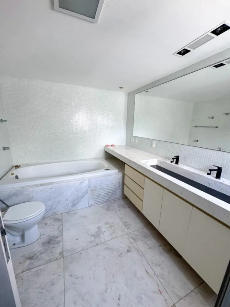 Cobertura, 3 quartos, 330 m² - Foto 11