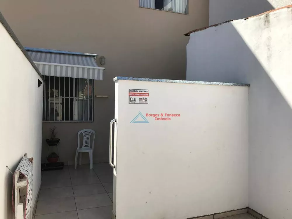 Apartamento à venda com 2 quartos, 64m² - Foto 4