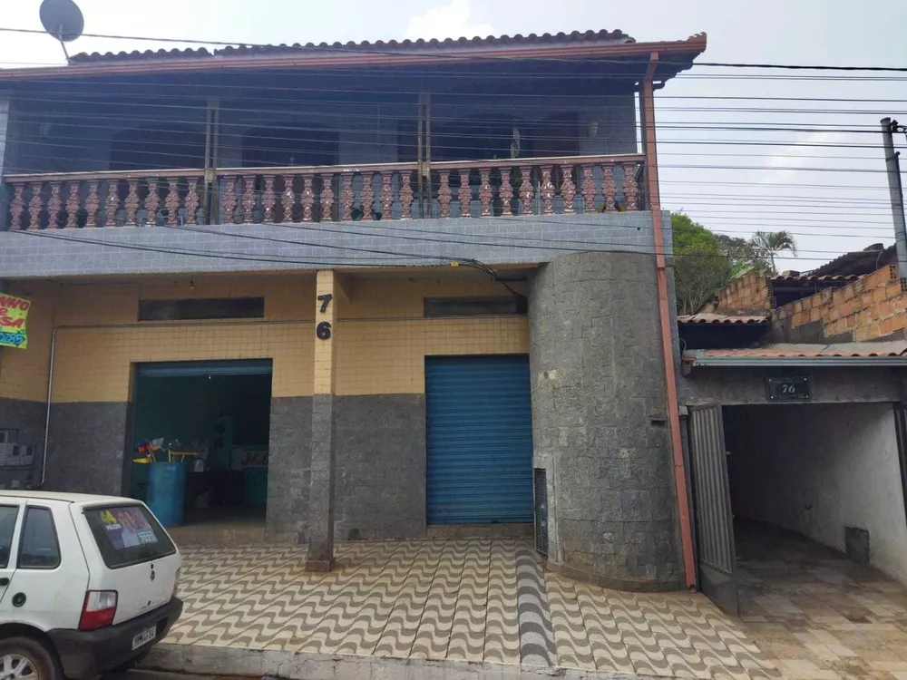 Casa à venda com 3 quartos, 360m² - Foto 2