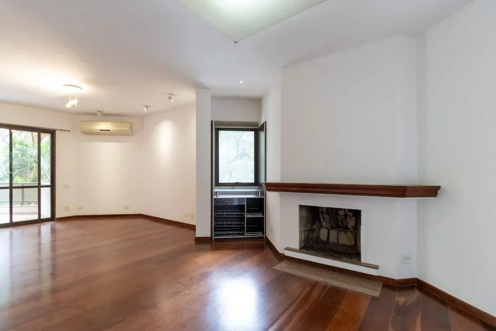 Apartamento, 3 quartos, 197 m² - Foto 2