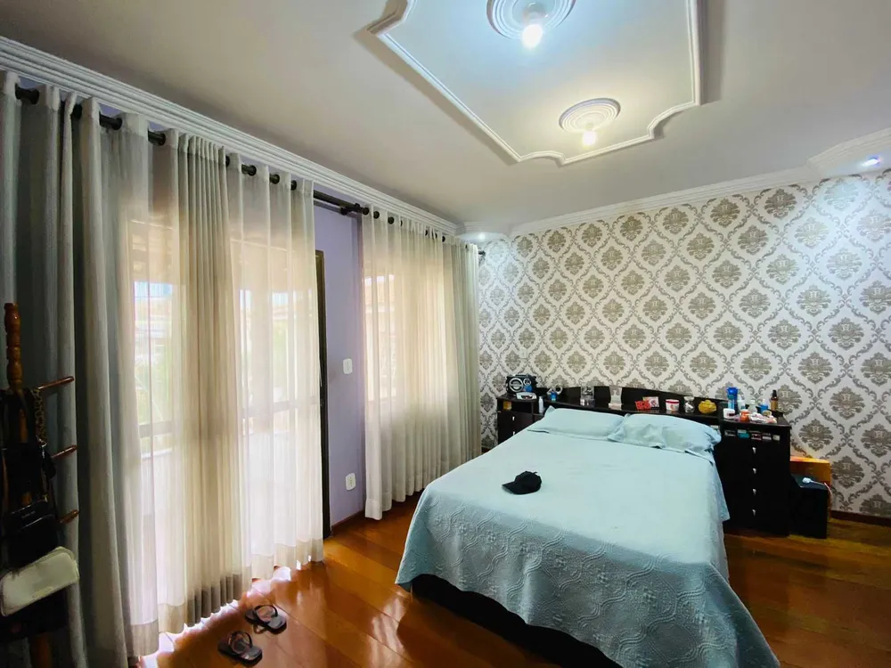 Casa, 3 quartos, 240 m² - Foto 17
