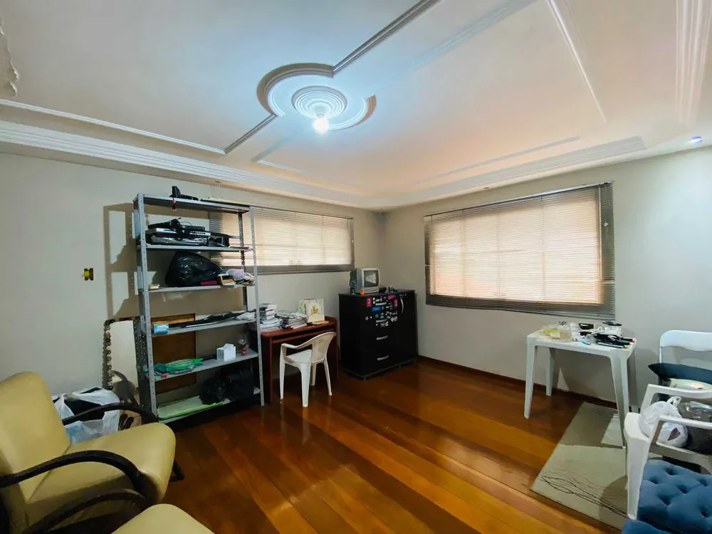 Casa, 3 quartos, 240 m² - Foto 9