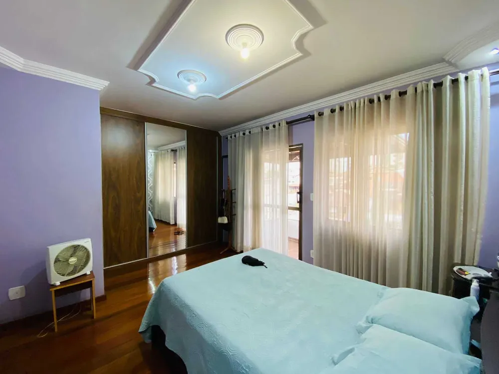 Casa, 3 quartos, 240 m² - Foto 15
