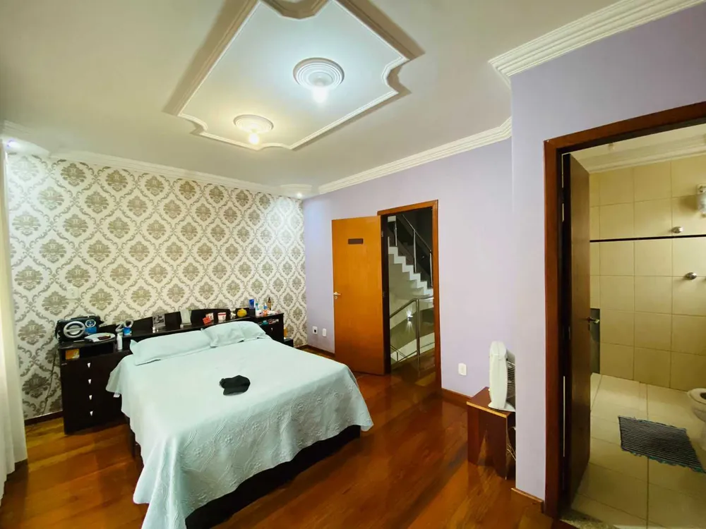 Casa, 3 quartos, 240 m² - Foto 12