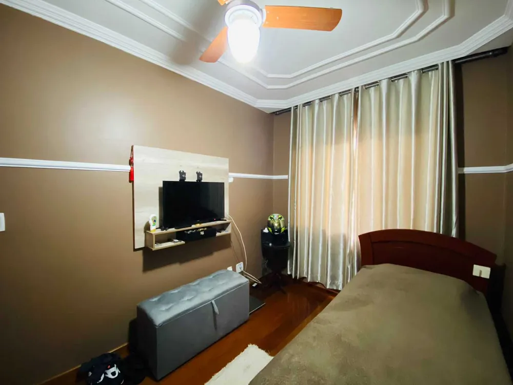 Casa, 3 quartos, 240 m² - Foto 17