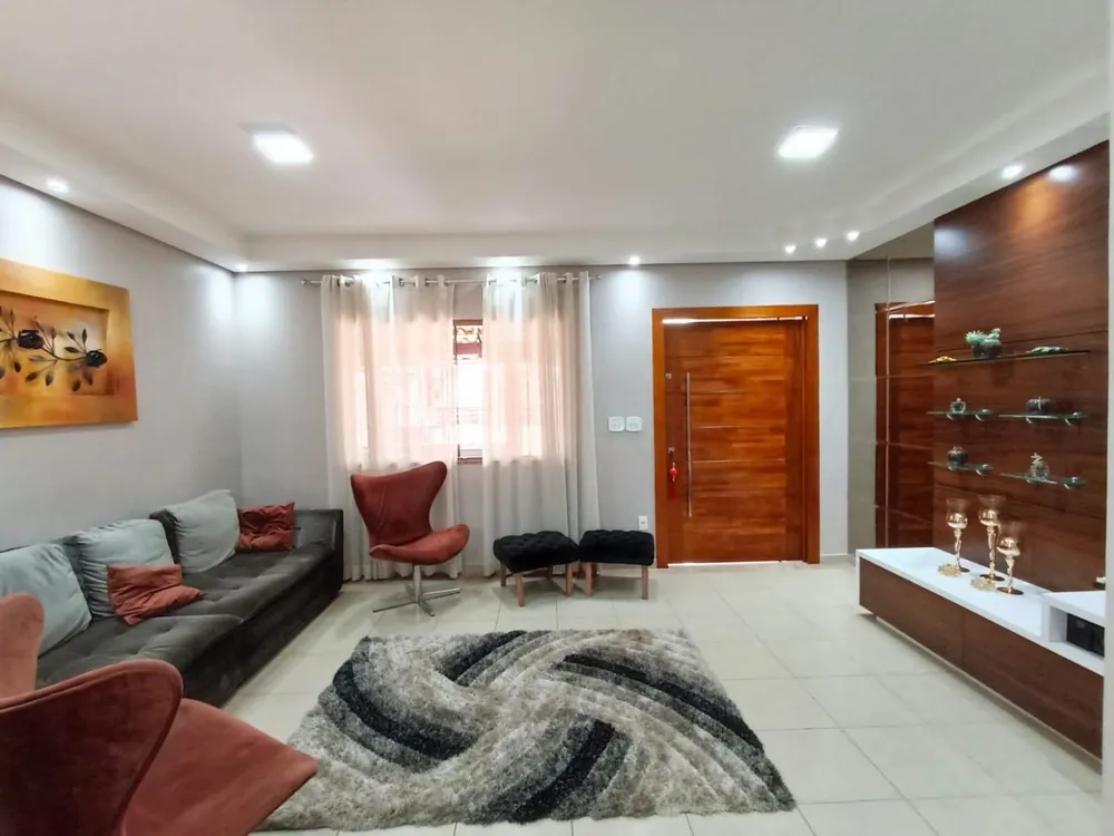 Casa, 3 quartos, 240 m² - Foto 3
