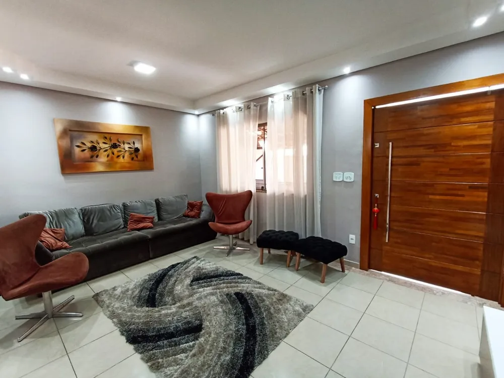 Casa, 3 quartos, 240 m² - Foto 4