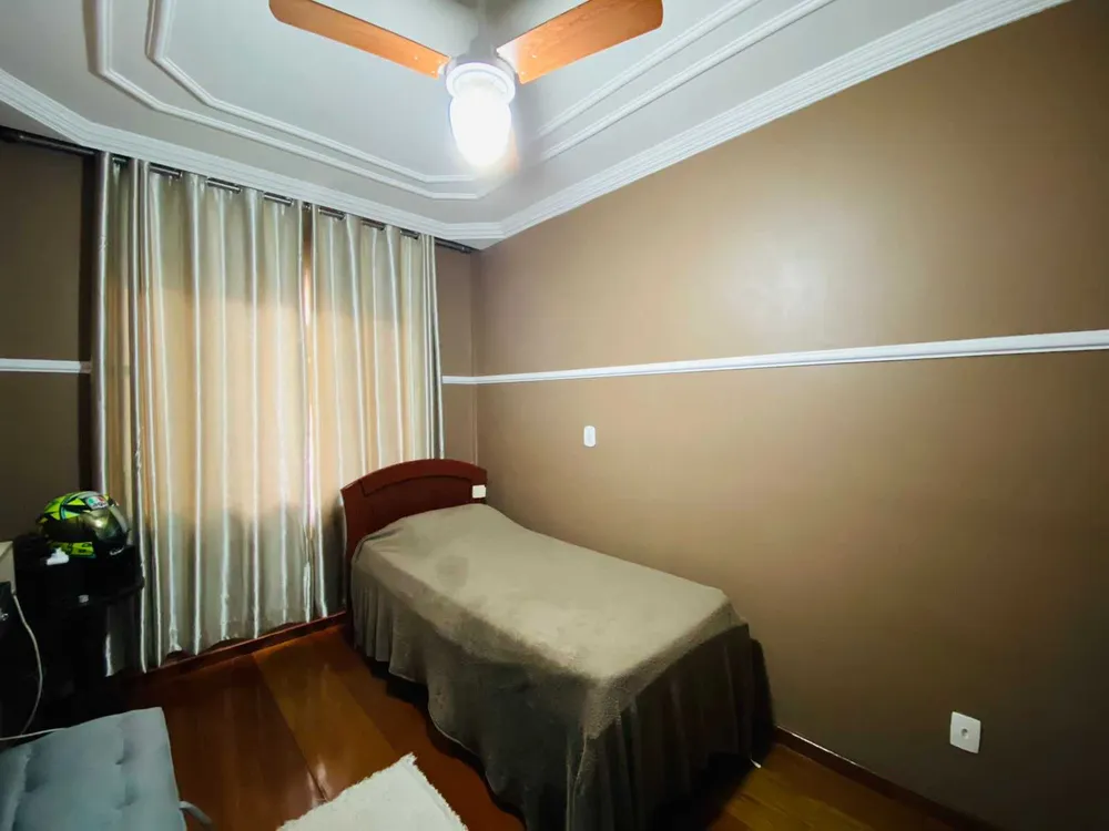 Casa, 3 quartos, 240 m² - Foto 19