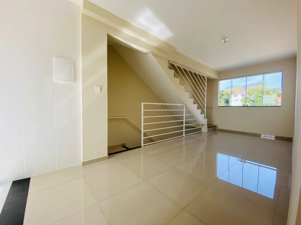 Apartamento, 3 quartos, 115 m² - Foto 2