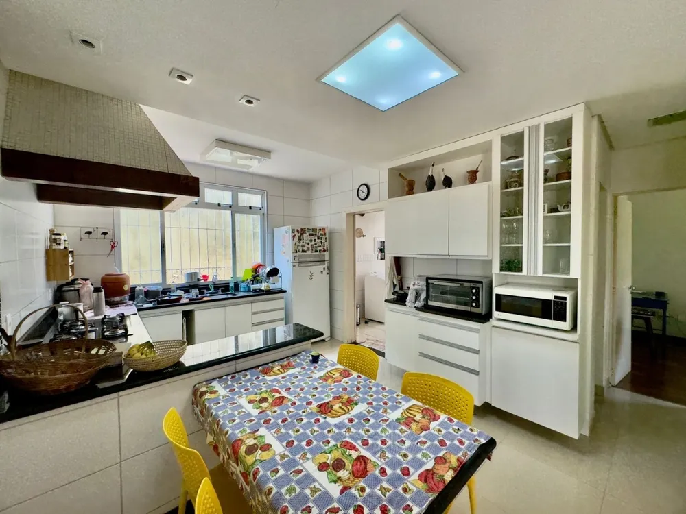 Casa, 5 quartos, 288 m² - Foto 4