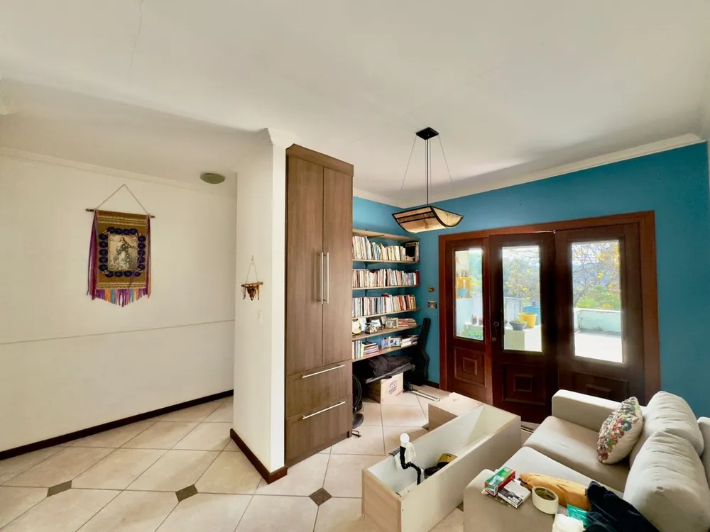 Casa, 5 quartos, 288 m² - Foto 1