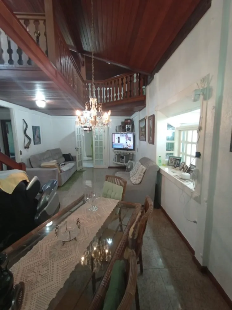 Casa, 5 quartos, 400 m² - Foto 1