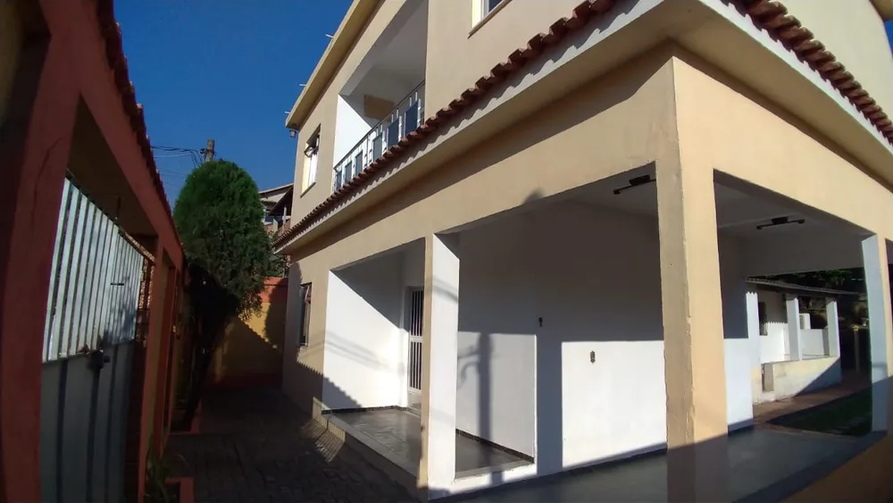 Casa, 3 quartos, 260 m² - Foto 2