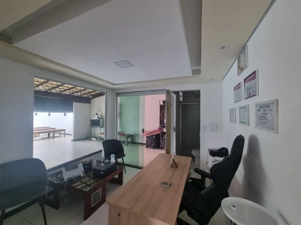Casa, 3 quartos, 220 m² - Foto 10