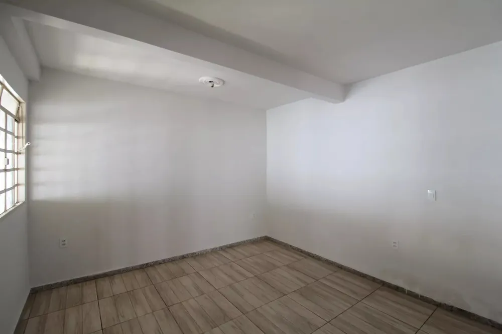 Casa, 4 quartos, 247 m² - Foto 4
