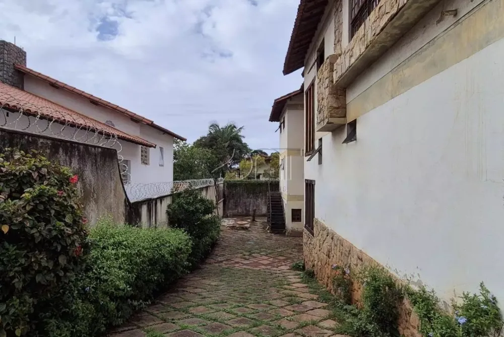 Casa, 5 quartos, 630 m² - Foto 1