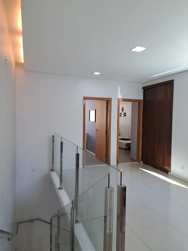 Casa, 3 quartos, 220 m² - Foto 13
