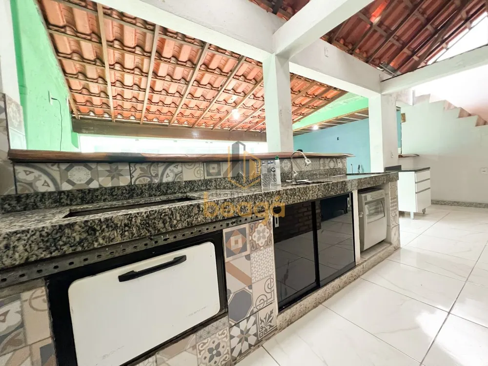 Casa, 3 quartos, 200 m² - Foto 9