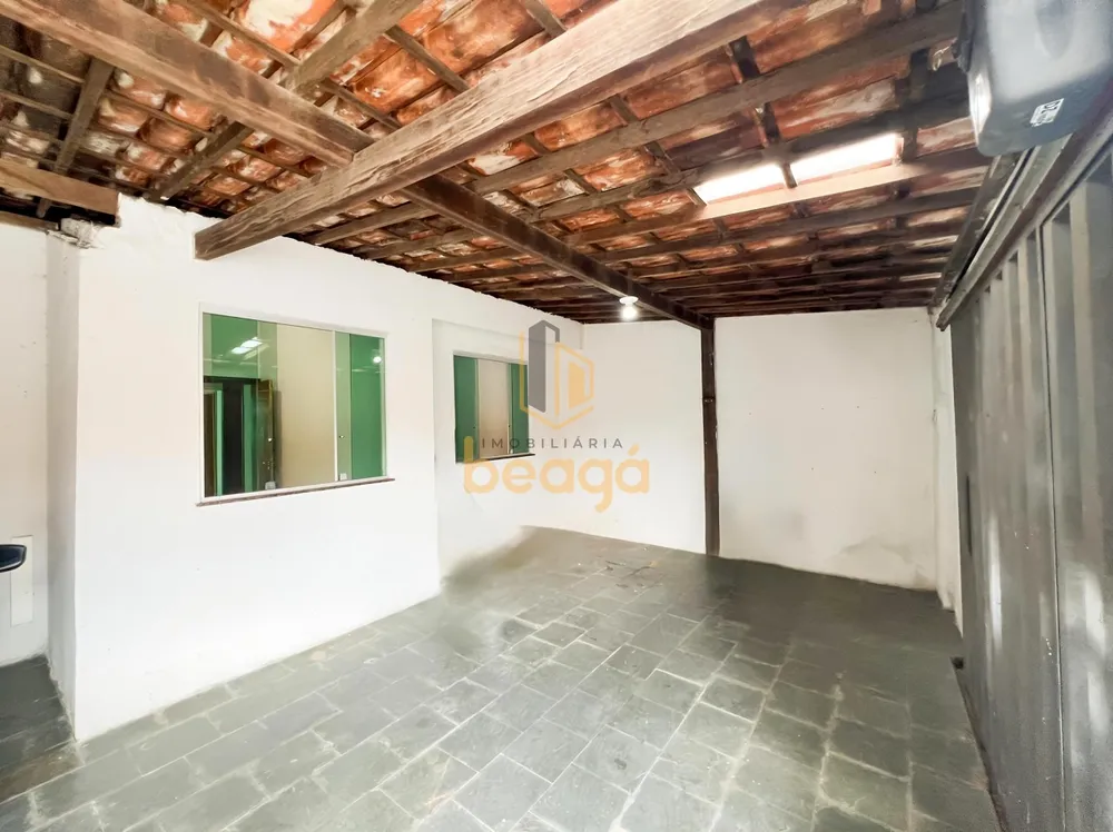 Casa, 3 quartos, 200 m² - Foto 2