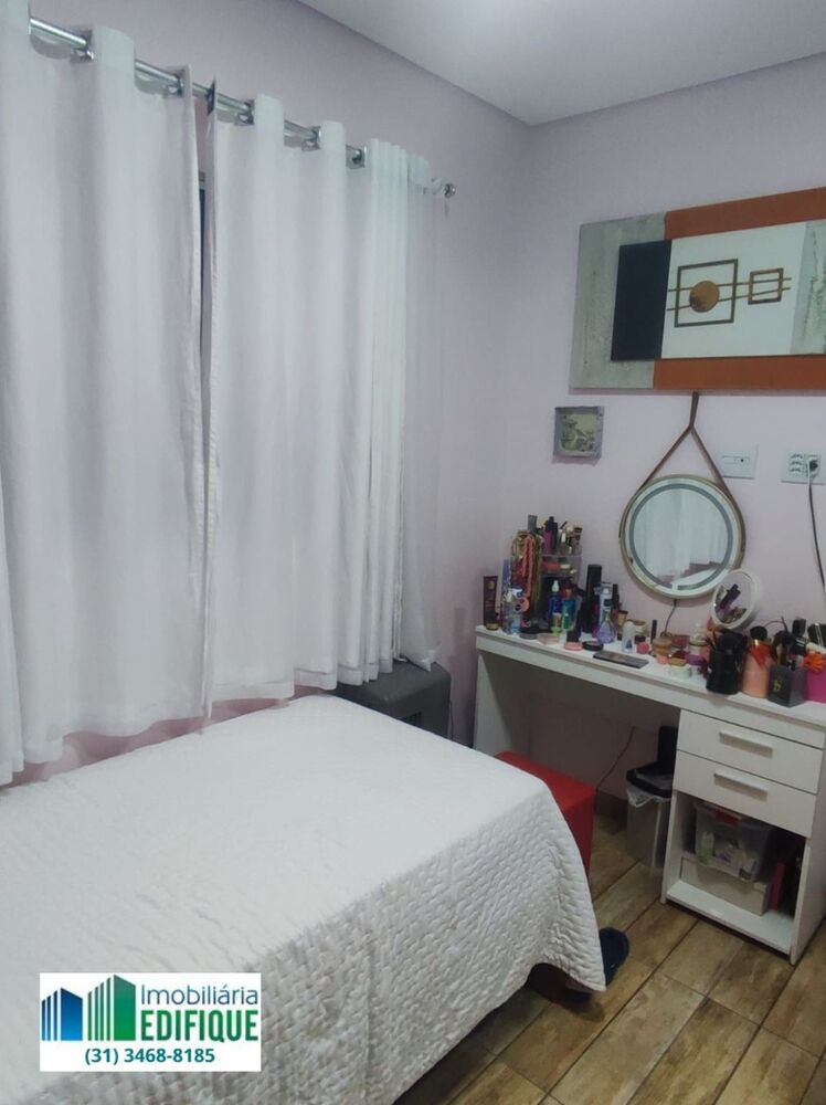 Casa à venda com 3 quartos, 360m² - Foto 3
