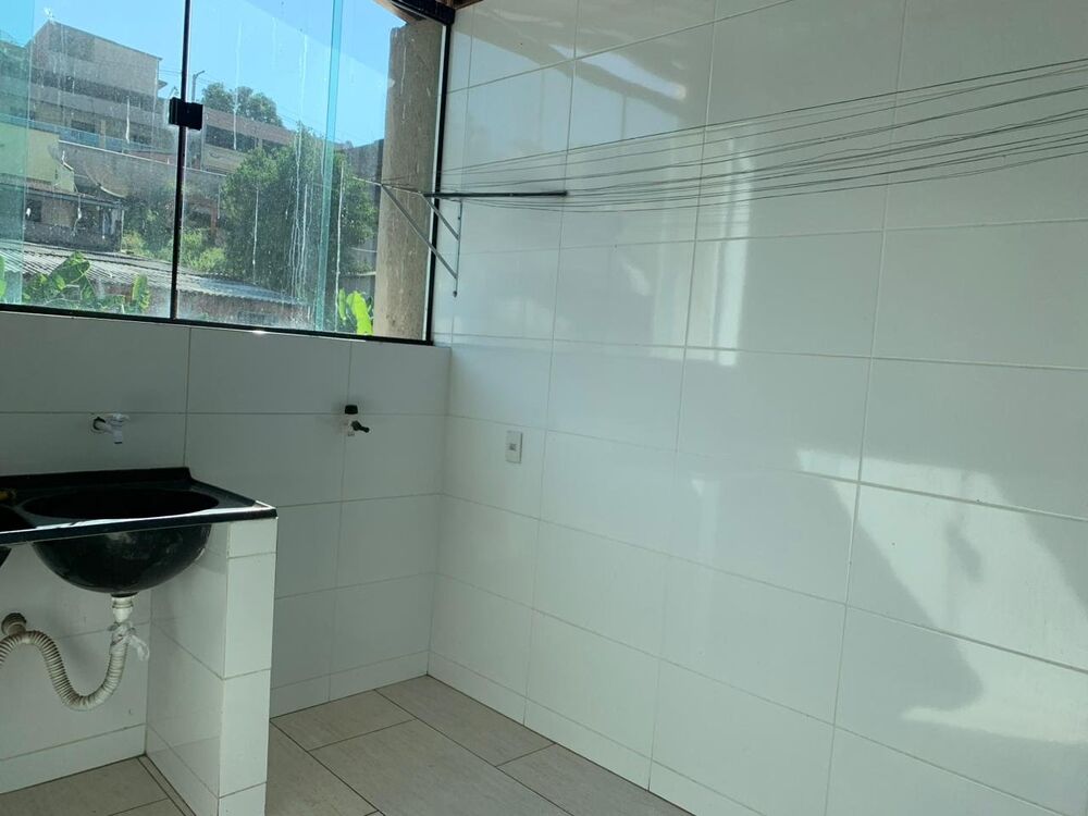 Casa à venda com 2 quartos, 225m² - Foto 4