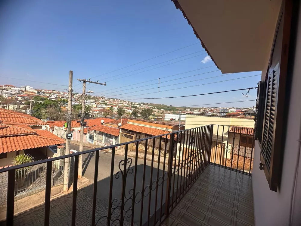 Casa à venda com 3 quartos, 240m² - Foto 14