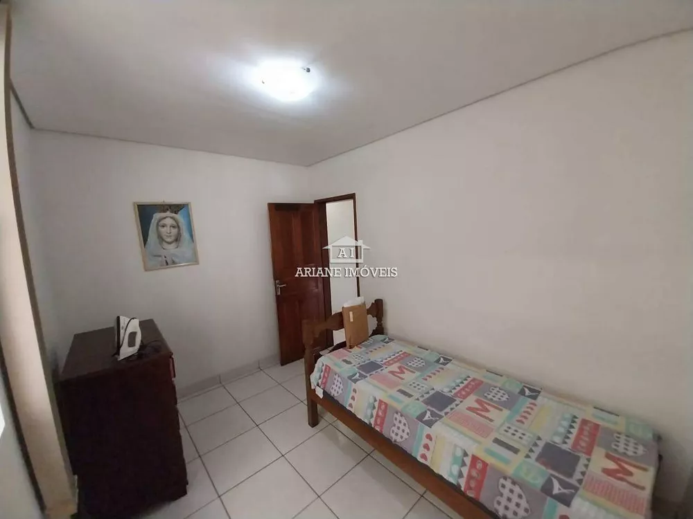 Casa à venda com 3 quartos, 234m² - Foto 12