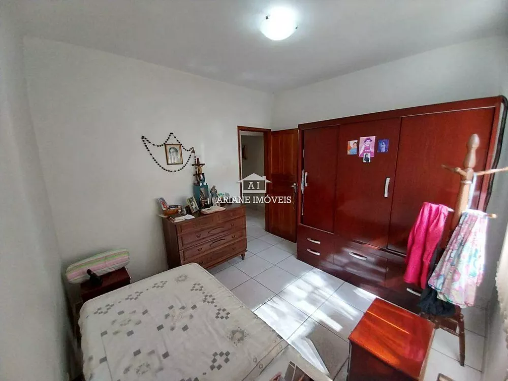 Casa à venda com 3 quartos, 234m² - Foto 11