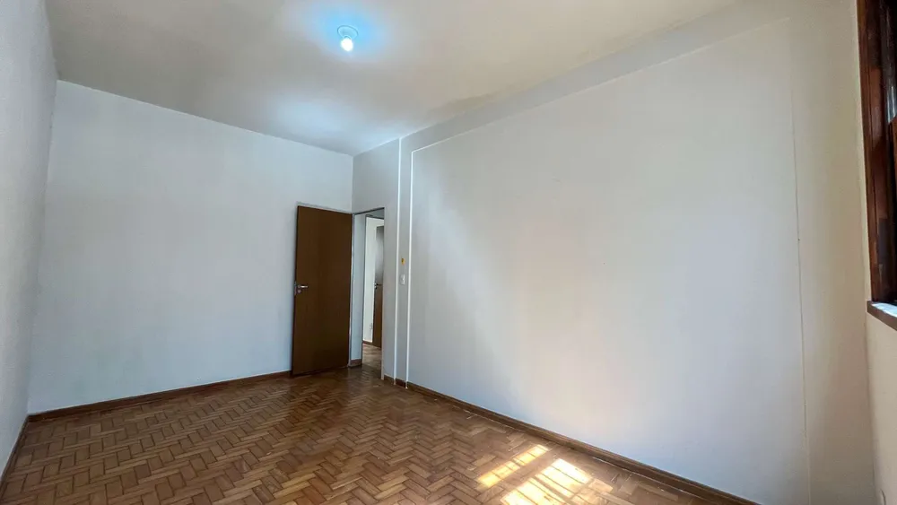 Casa, 5 quartos, 185 m² - Foto 2
