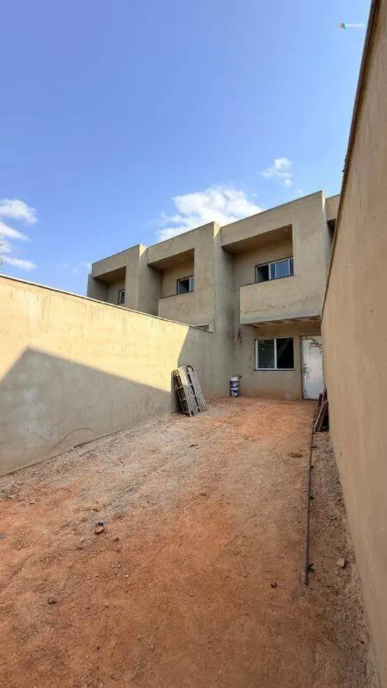 Casa, 2 quartos, 65 m² - Foto 1