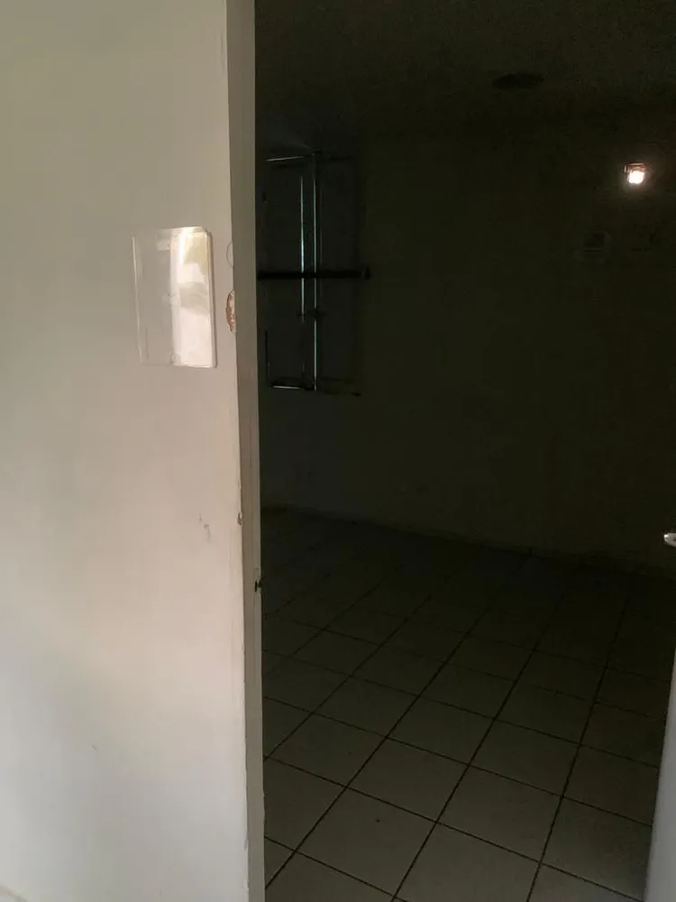Casa, 1 quarto, 360 m² - Foto 3
