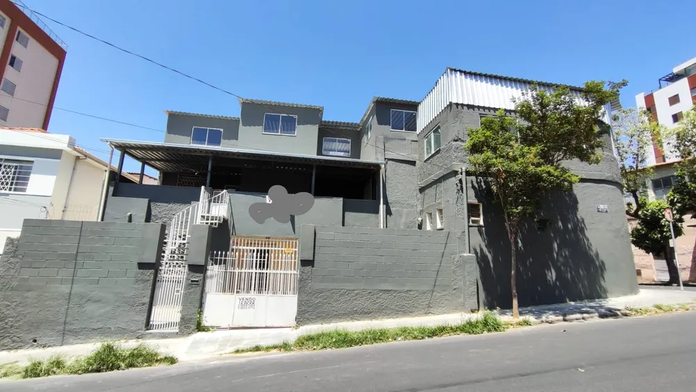 Casa, 3 quartos, 235 m² - Foto 1