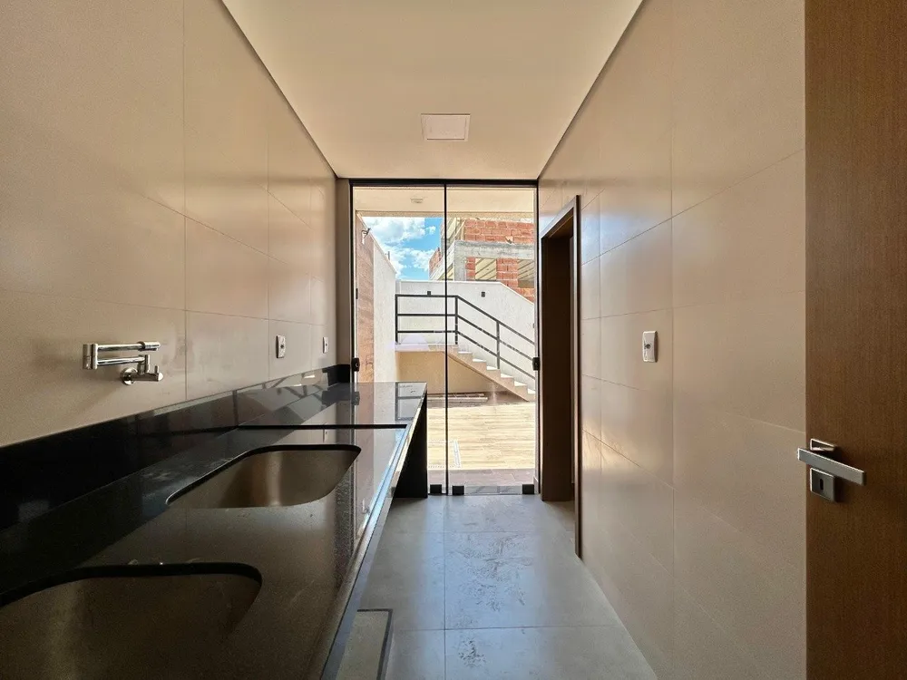 Casa, 4 quartos, 405 m² - Foto 9